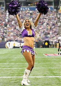 Sport and Fitness: Minnesota Vikings NFL cheerleader girls