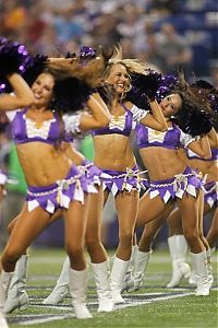 Sport and Fitness: Minnesota Vikings NFL cheerleader girls