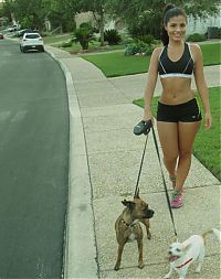 Sport and Fitness: strong fitness bodybuilding girl