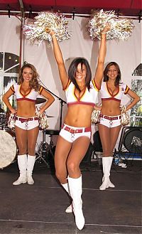 Sport and Fitness: Washington Redskins NFL cheerleader girls