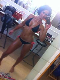 Sport and Fitness: strong fitness bodybuilding girl