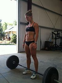 TopRq.com search results: strong fitness bodybuilding girl with abdominal six-pack belly muscles