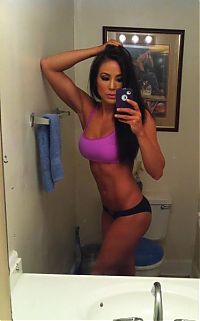 Sport and Fitness: strong fitness bodybuilding girl