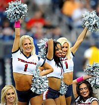 Sport and Fitness: NFL cheerleader girls