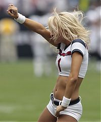 Sport and Fitness: NFL cheerleader girls