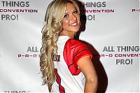 Sport and Fitness: NFL cheerleader girls