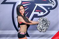 Sport and Fitness: NFL cheerleader girls