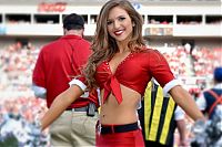 Sport and Fitness: NFL cheerleader girls