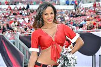 Sport and Fitness: NFL cheerleader girls