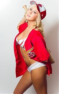 Sport and Fitness: Arizona Cardinals NFL Cheerleader girls