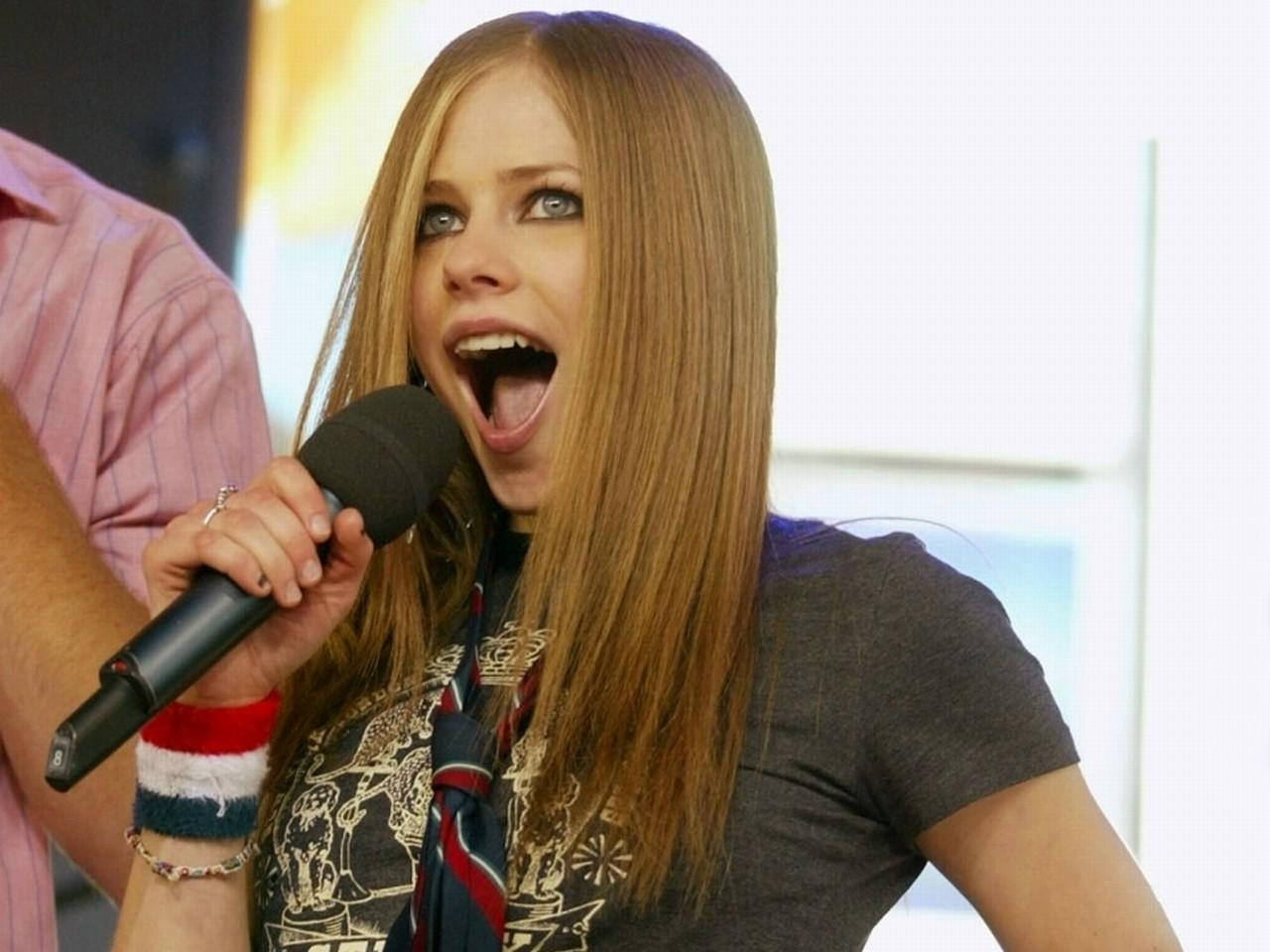 Avril Ramona Lavigne