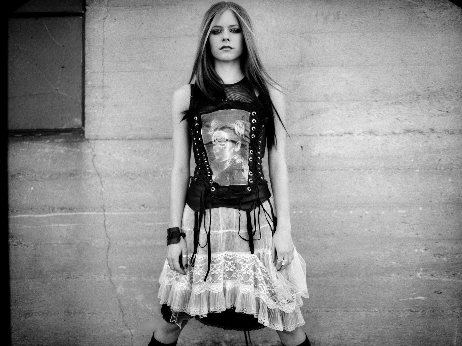 Avril Ramona Lavigne