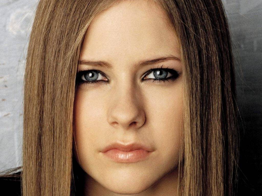 Avril Ramona Lavigne