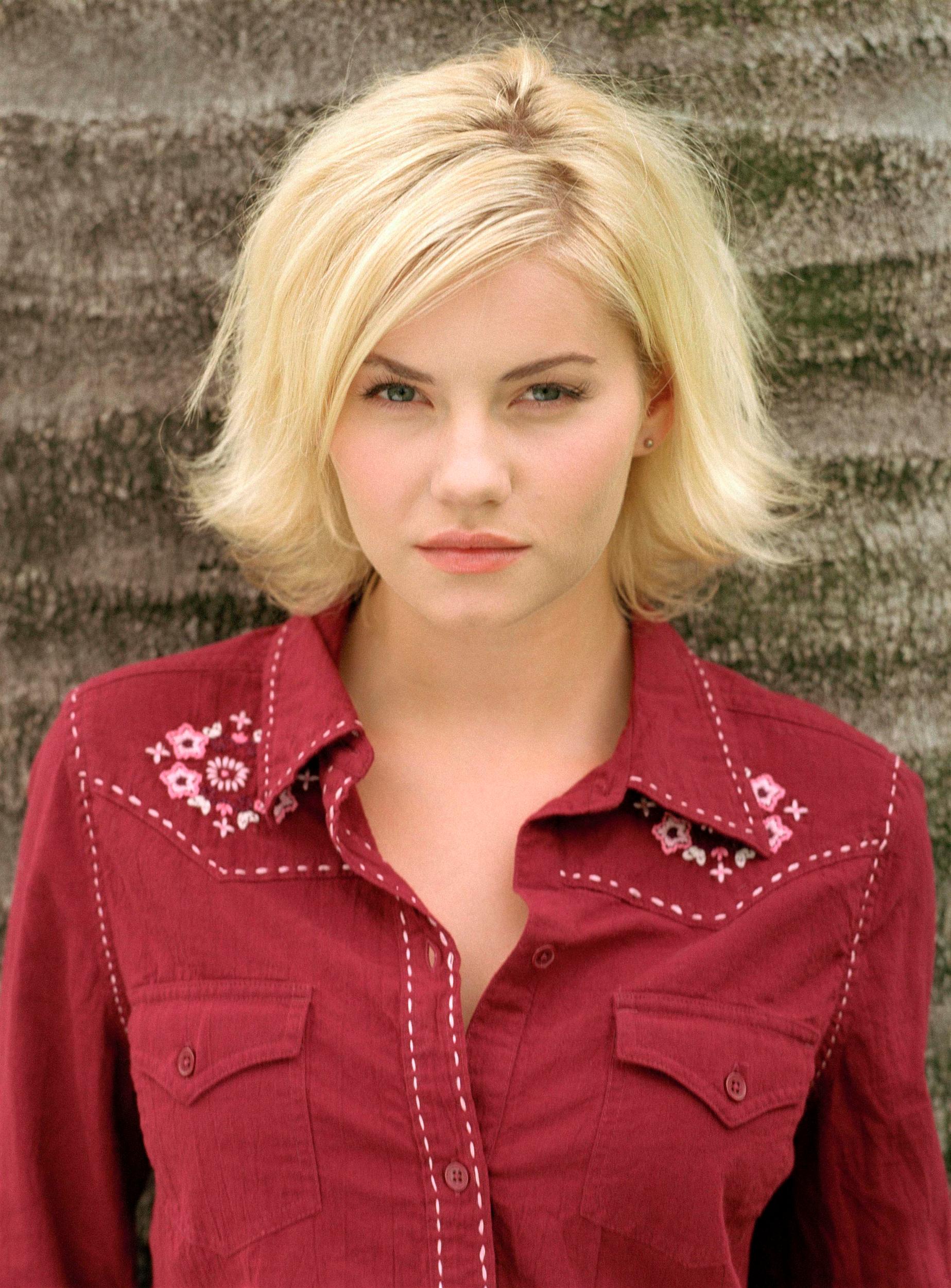 elisha cuthbert