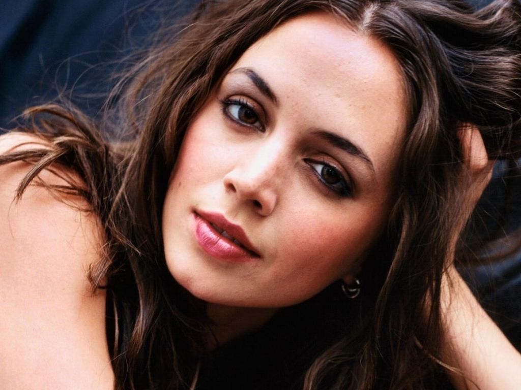 eliza dushku