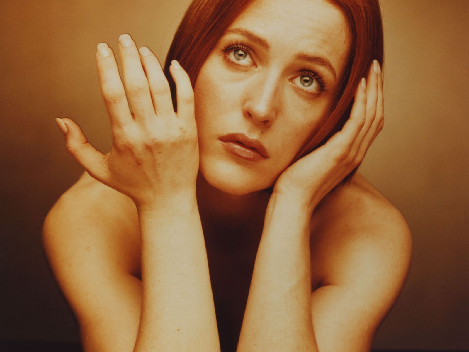 gillian anderson