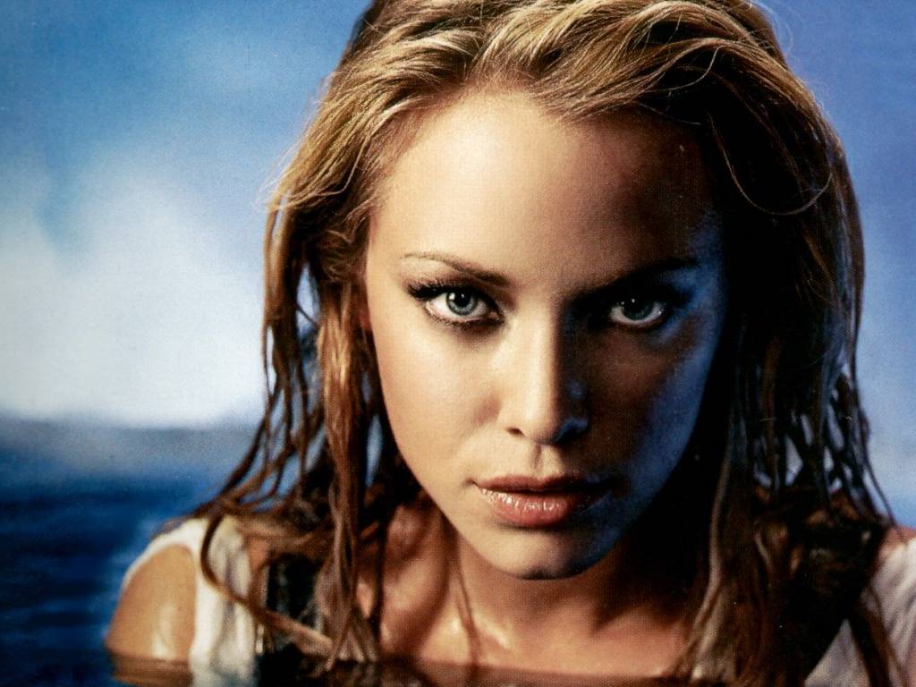 kristanna loken