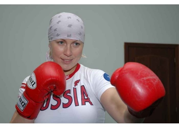 Natalia Ragozina, Miss Sledgehammer, world champion in WIBF heavyweight boxing