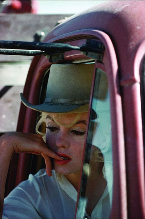 Marilyn Monroe portrait by Eve Arnold