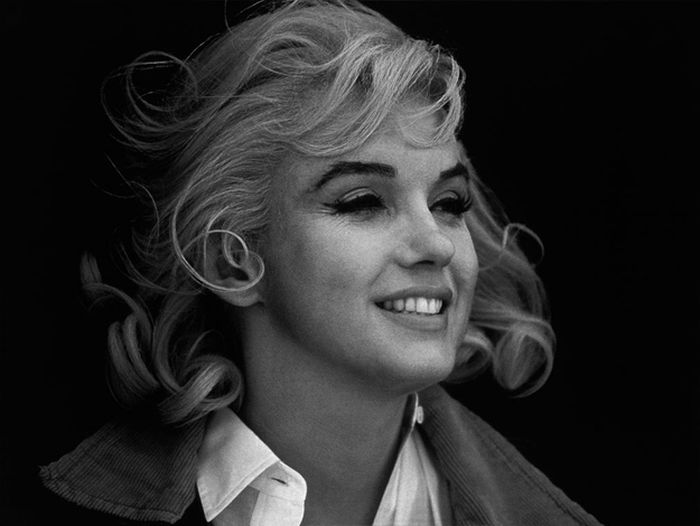 Marilyn Monroe portrait by Eve Arnold