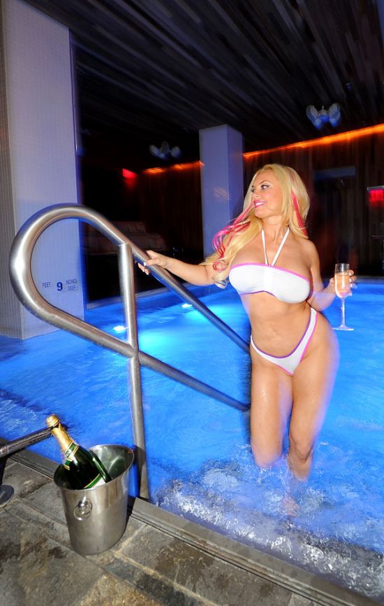 Nicole Coco Austin