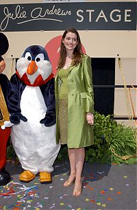 TopRq.com search results: anne hathaway