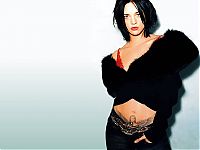 Celebrities: asia argento