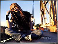 Celebrities: Avril Ramona Lavigne