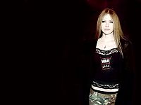 Celebrities: Avril Ramona Lavigne