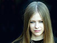 Celebrities: Avril Ramona Lavigne