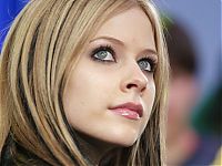 Celebrities: Avril Ramona Lavigne