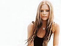 Celebrities: Avril Ramona Lavigne