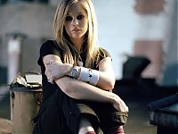 Celebrities: Avril Ramona Lavigne