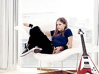 Celebrities: Avril Ramona Lavigne