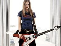 TopRq.com search results: Avril Ramona Lavigne