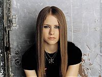 Celebrities: Avril Ramona Lavigne