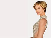 Celebrities: Charlize Theron