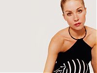 TopRq.com search results: christina applegate