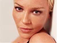 Celebrities: connie nielsen