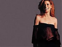 Celebrities: debra messing