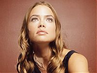 Celebrities: denise richards