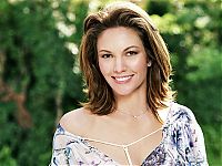 Celebrities: diane lane