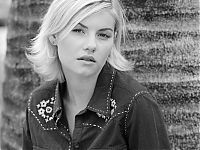 Celebrities: elisha cuthbert