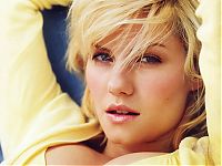 Celebrities: elisha cuthbert