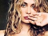 Celebrities: emmanuelle beart