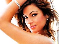 Celebrities: Eva Mendes