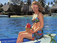 Celebrities: gillian anderson