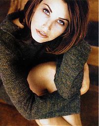 Celebrities: gina gershon