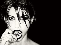 Celebrities: gina gershon