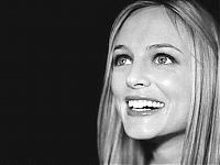 Celebrities: heather graham